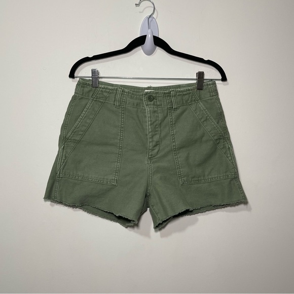 Gap women’s olive green utility pockets summer high waisted shorts in size US 8 - Picture 1 of 9